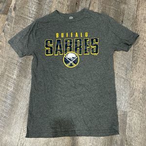 Women’s Buffalo sabres t shirt size small NHL